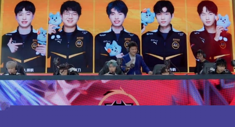 T1 击败 Invictus Gaming 晋级 2025 年全球总决赛小组赛