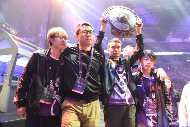 Weibo Gaming vs BLG赛前数据前瞻：BLG拥有最高的对线经济差