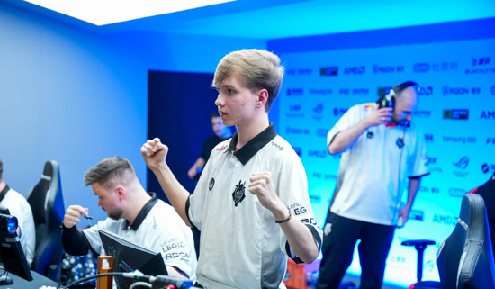 cvMax一波未平一波又起，突然就被停职5个月