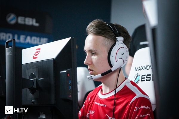 【前瞻】2025LPL春季赛 RA vs EDG，强强对话为常规赛收官